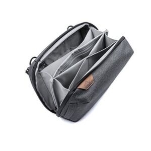 Peak Design Tech Pouch in Charcoal Gray